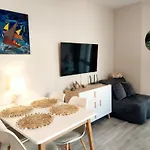 Morze Sztuki Ii, Apartament Jantar