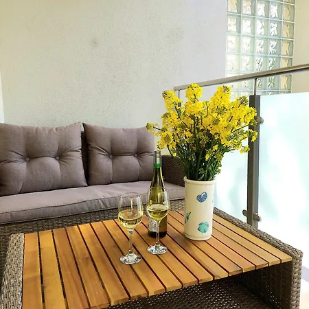 Morze Sztuki Ii, * ヤンタル