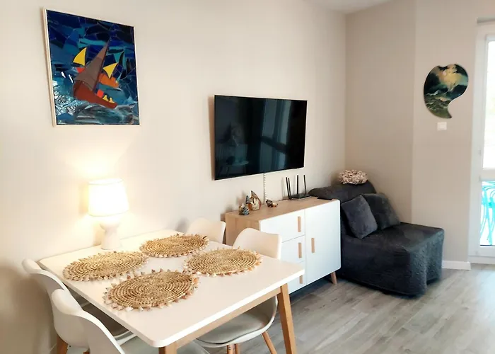 Morze Sztuki Ii, Апартаменты Янтар