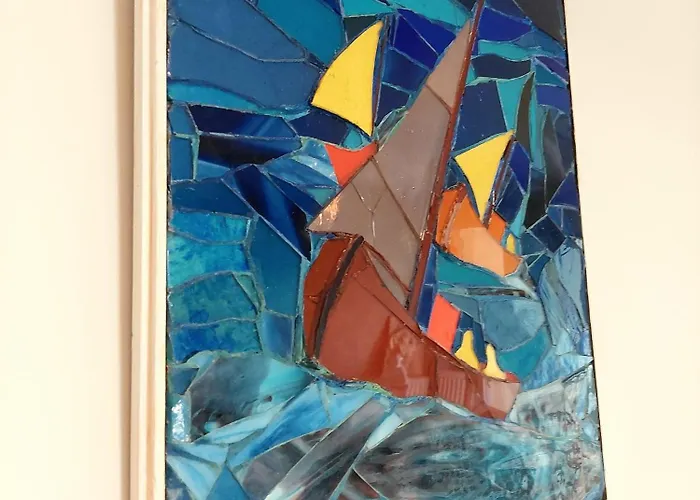 Morze Sztuki Ii, Янтар